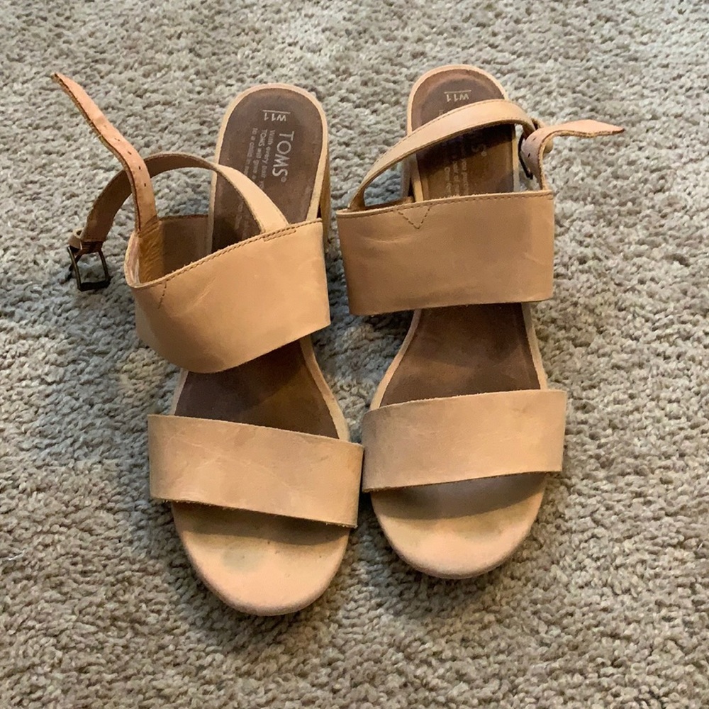 Tom’s Heels